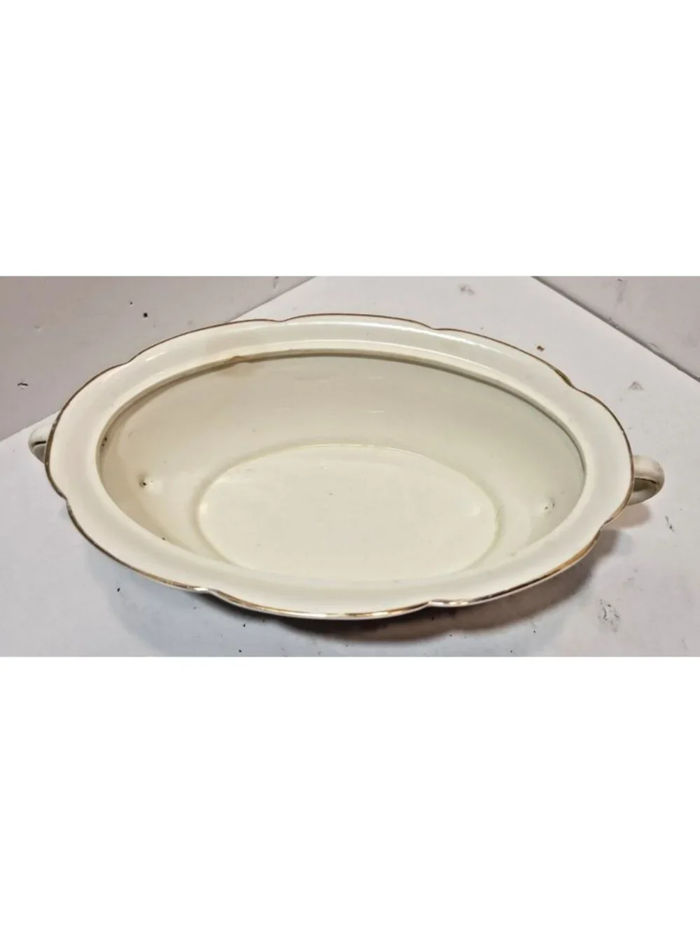 Vintage Hall Autumn Leaf Oval Ruffled D Vegetable Dish w/Lid MCM Mary Dunbar